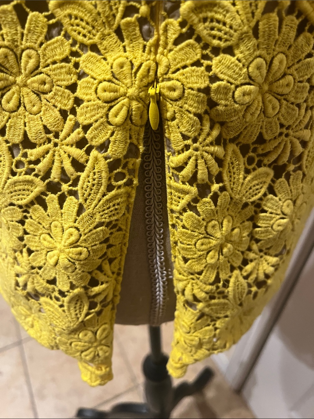 Talbots Yellow Floral Crochet Lace Short Sleeve Top - Picture 3 of 5